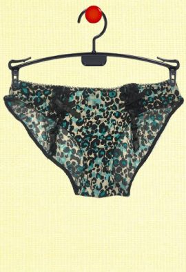 Star Chic Printed Front Attach Garter Straps Plus Size Panty