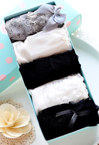 Underwear box cake